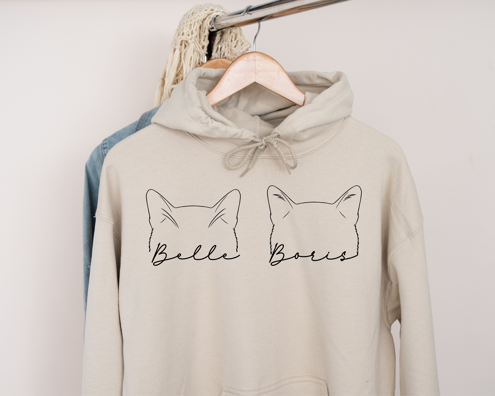 White sales cat hoodie